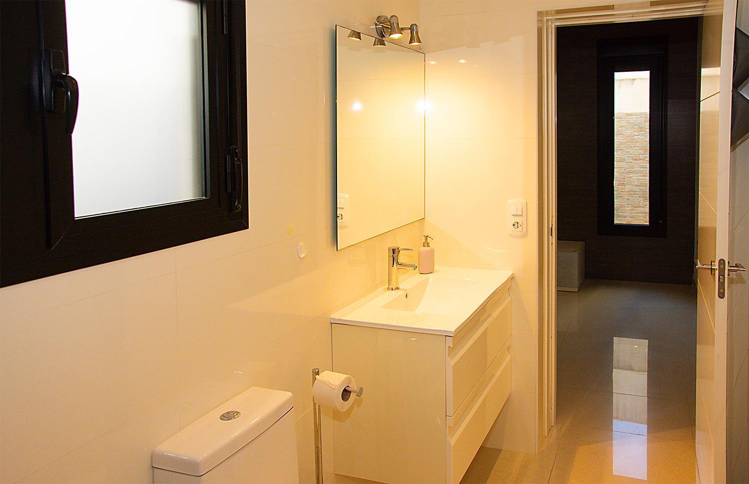 Deluxe Family House Apartment เซบีญา ภายนอก รูปภาพ